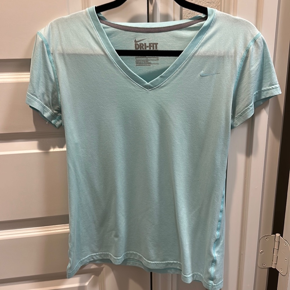 Nike vneck